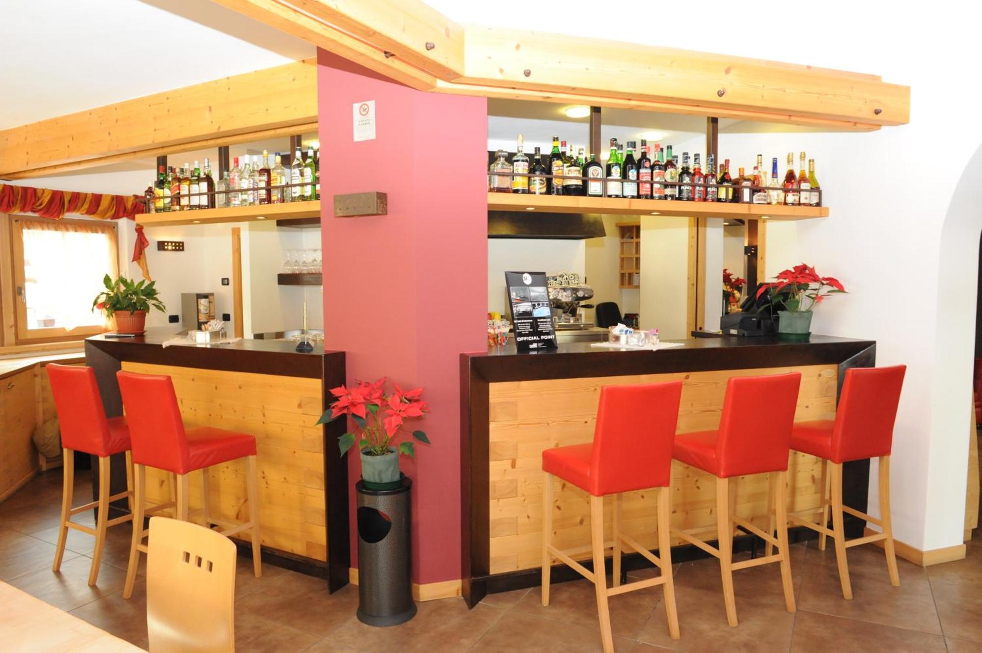 Hotel Meeting Livigno Exterior foto